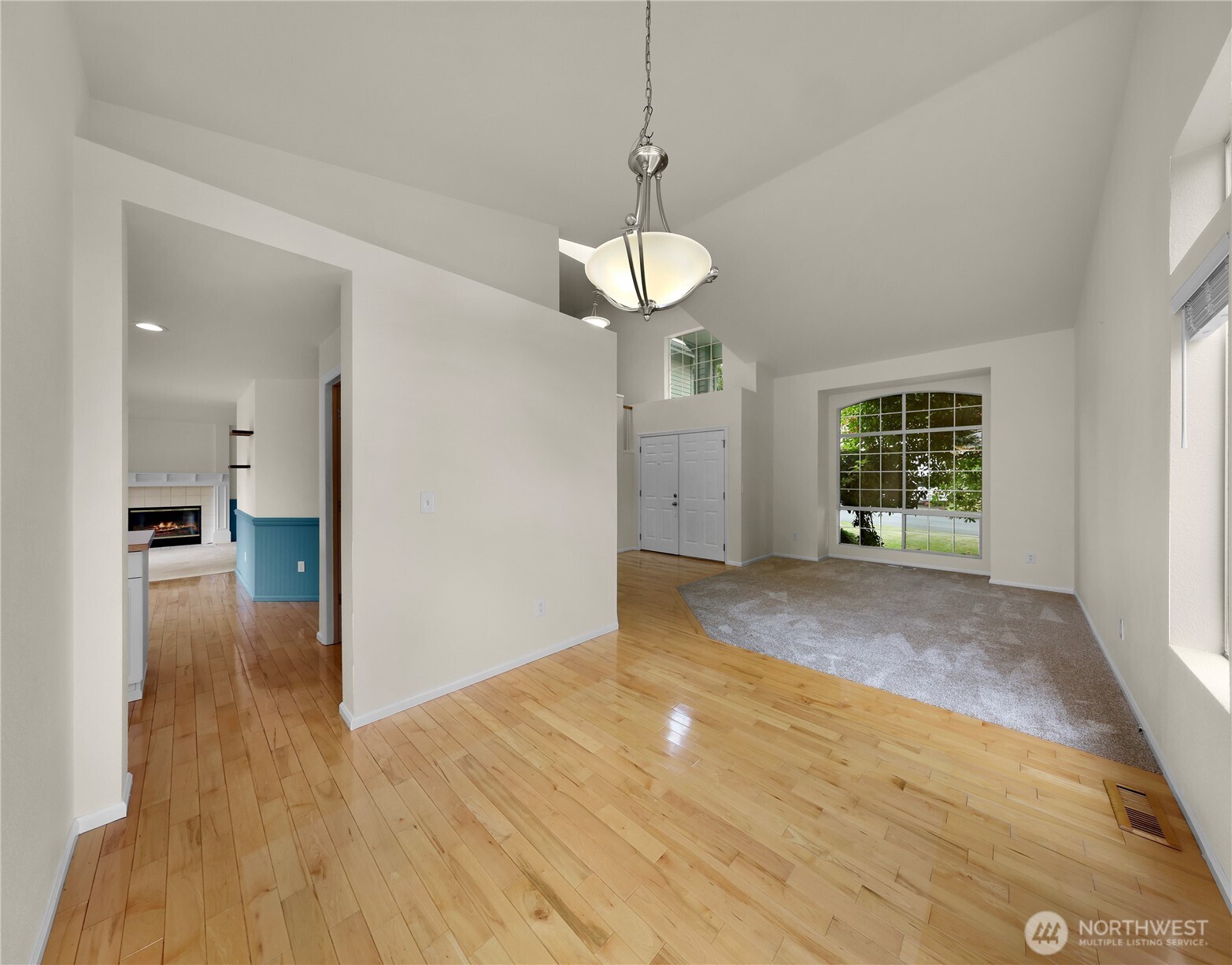 7015 76th Drive Property Photo 11