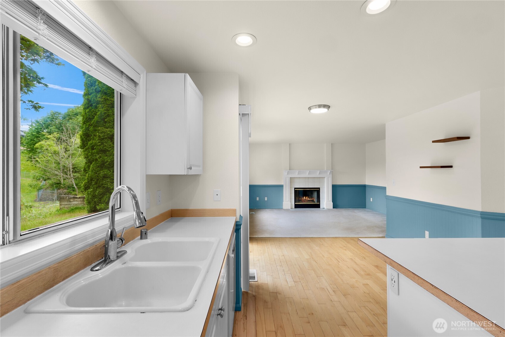 7015 76th Drive Property Photo 14