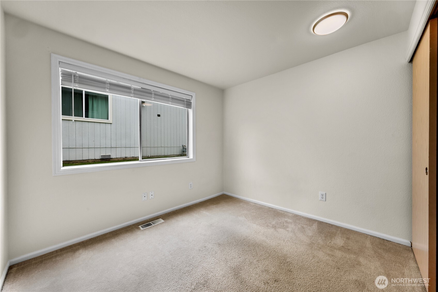 7015 76th Drive Property Photo 22