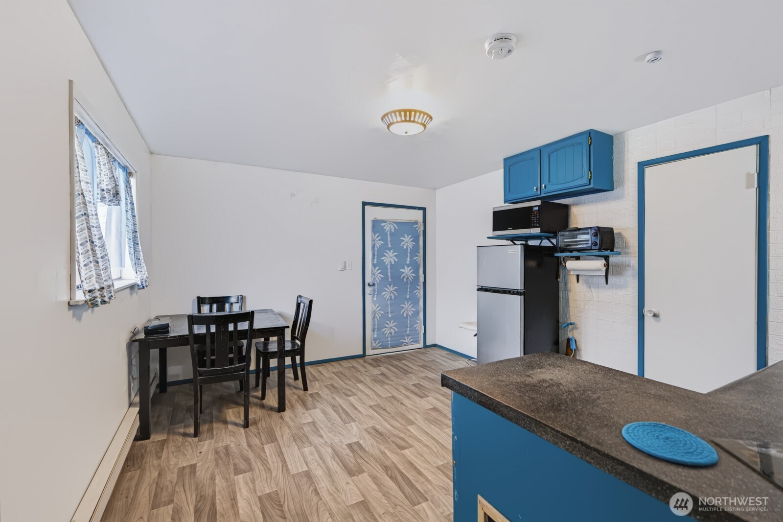 156 Warden Avenue Property Photo 16