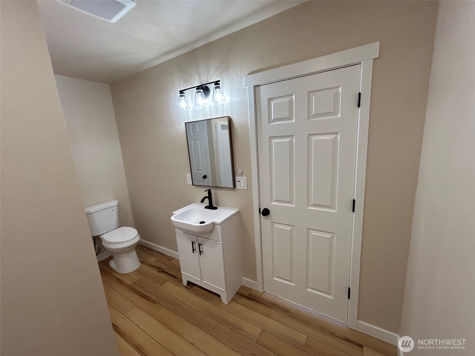 990 Lancaster Road Property Photo 9