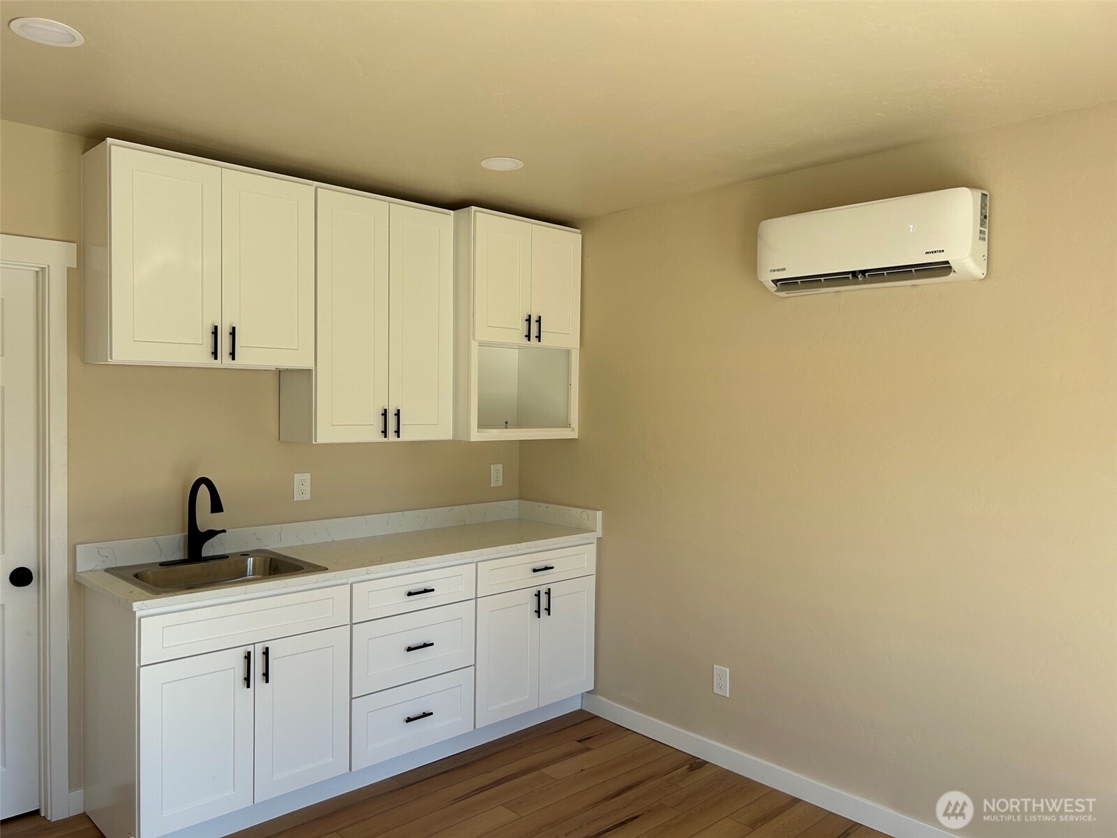 990 Lancaster Road Property Photo 13
