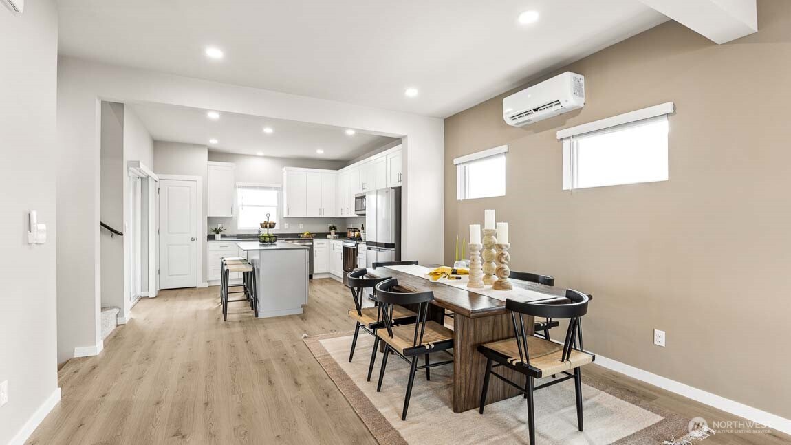 13901 11th Place B Property Photo 8