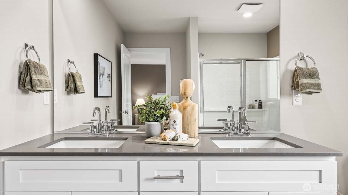 13901 11th Place B Property Photo 15