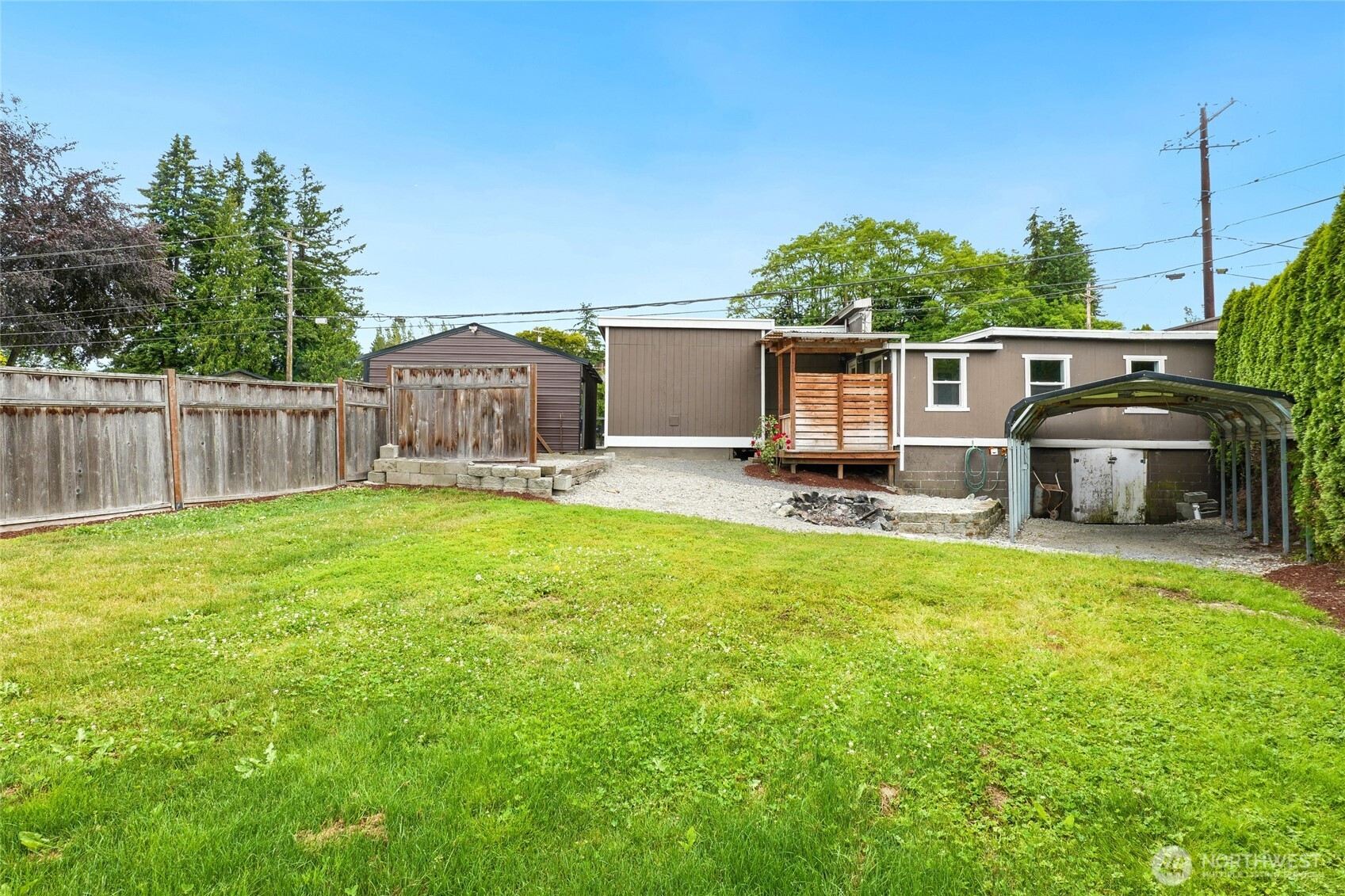5128 Fobes Road Property Photo 18