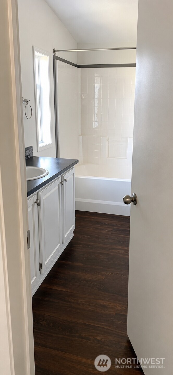 5128 Fobes Road Property Photo 27