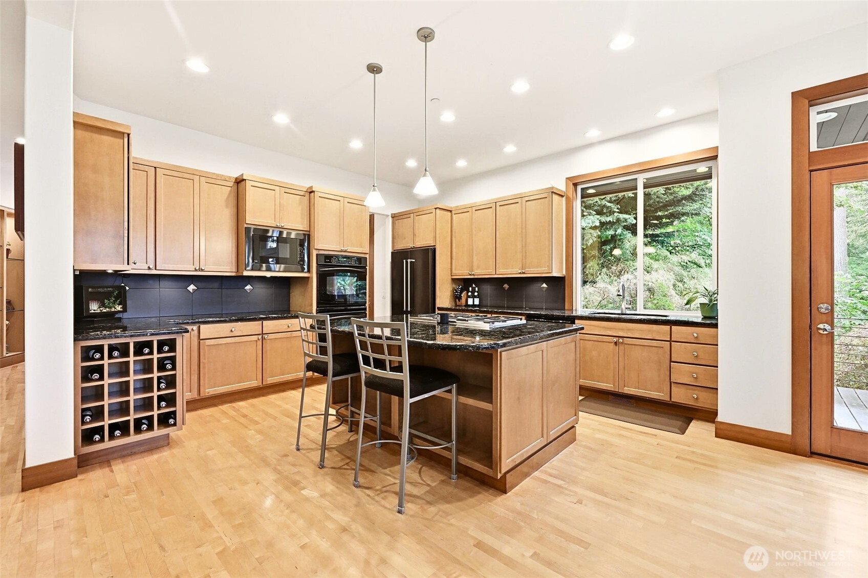 18603 E Spring Lake Drive Property Photo 8