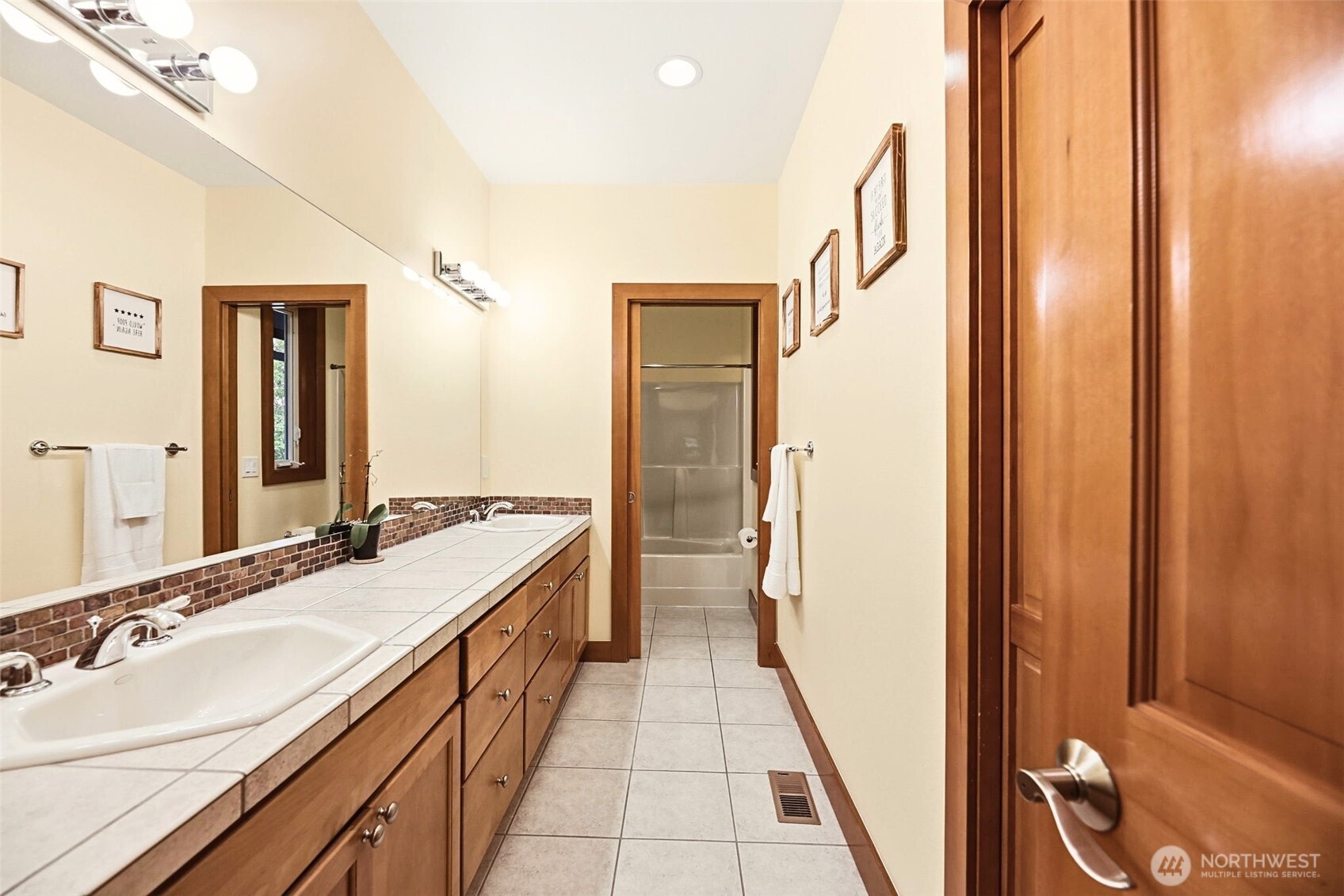 18603 E Spring Lake Drive Property Photo 19