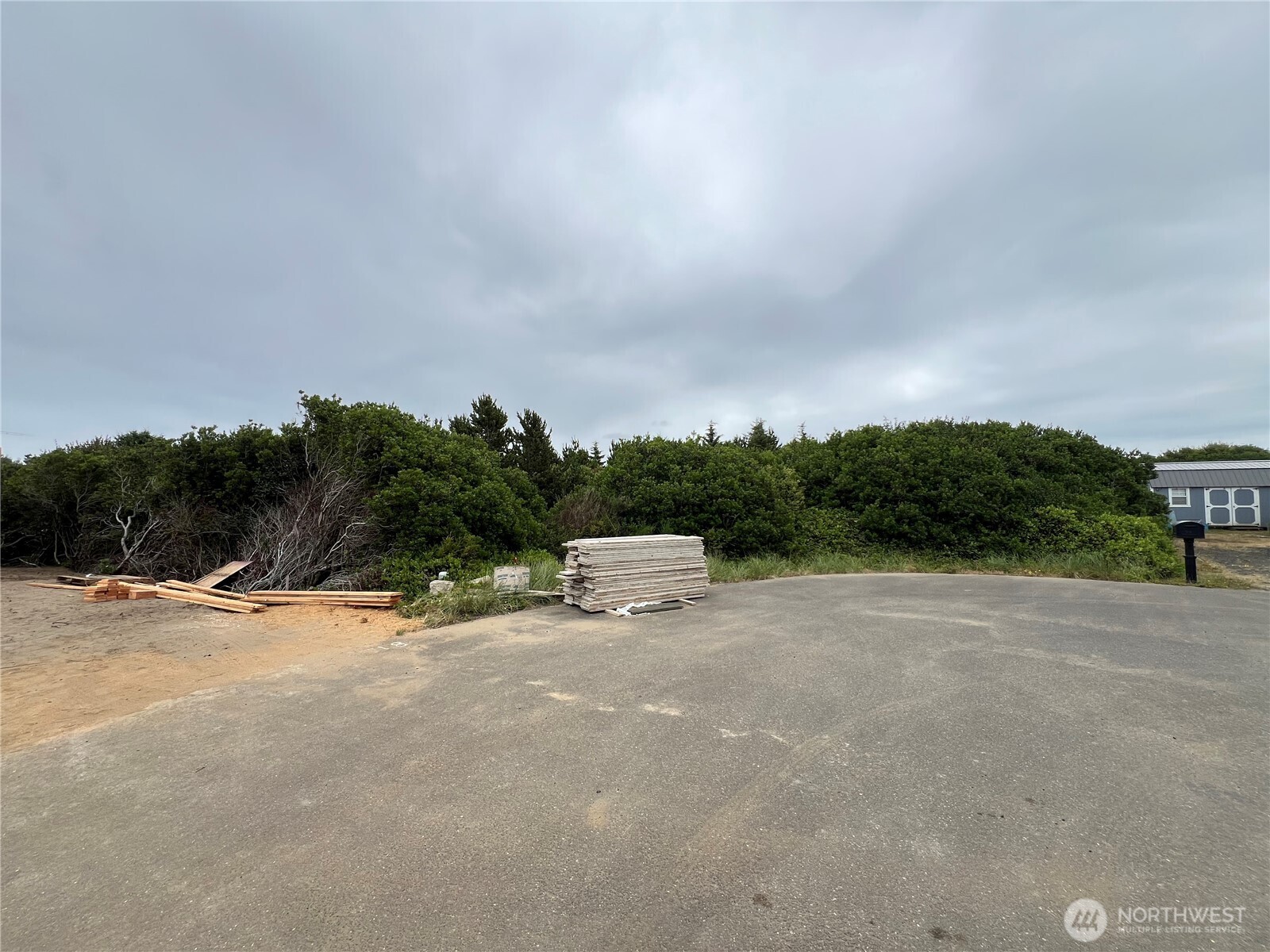 719 Reporter Ct Sw Property Photo 3