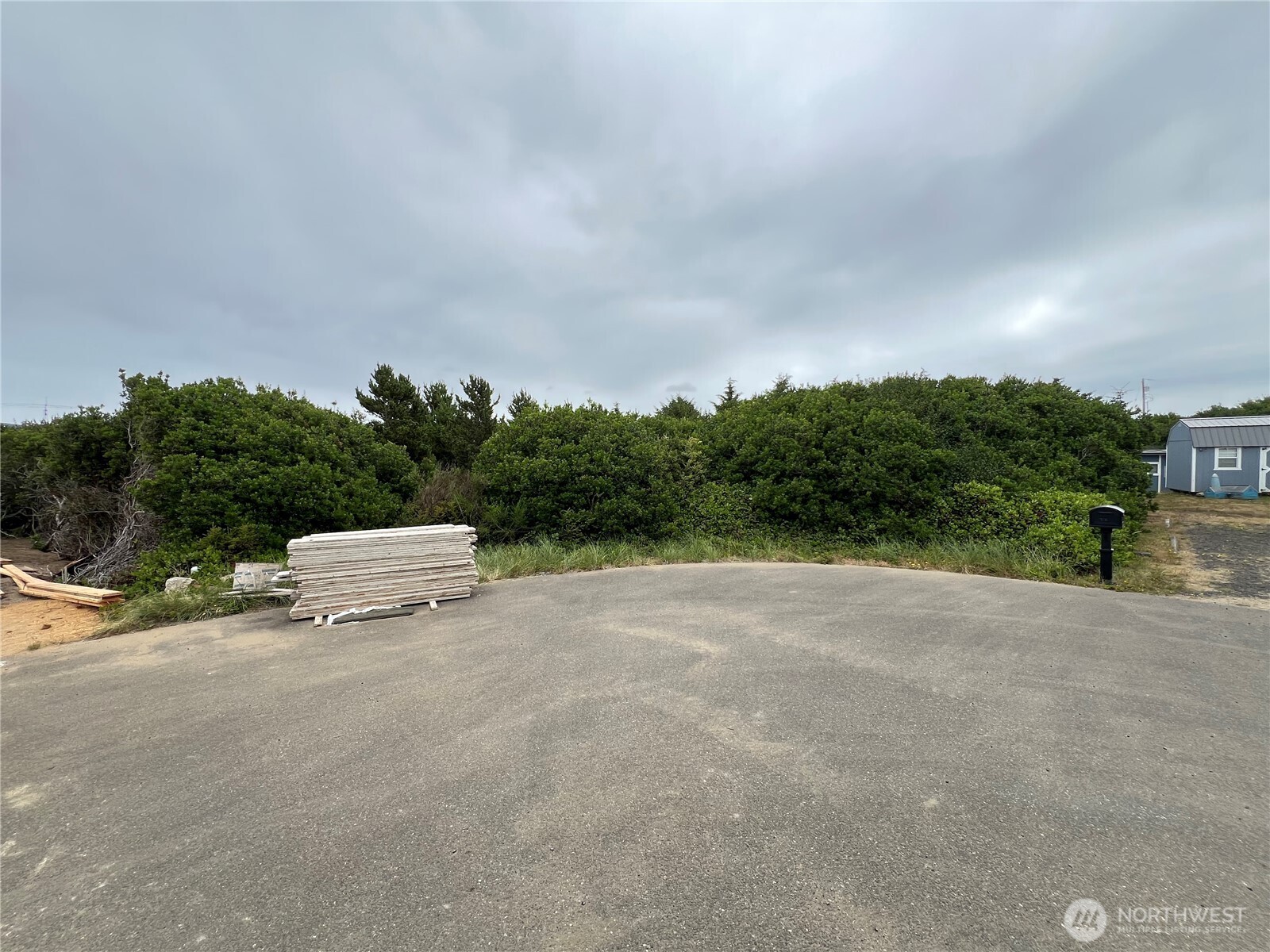 719 Reporter Ct Sw Property Photo 4