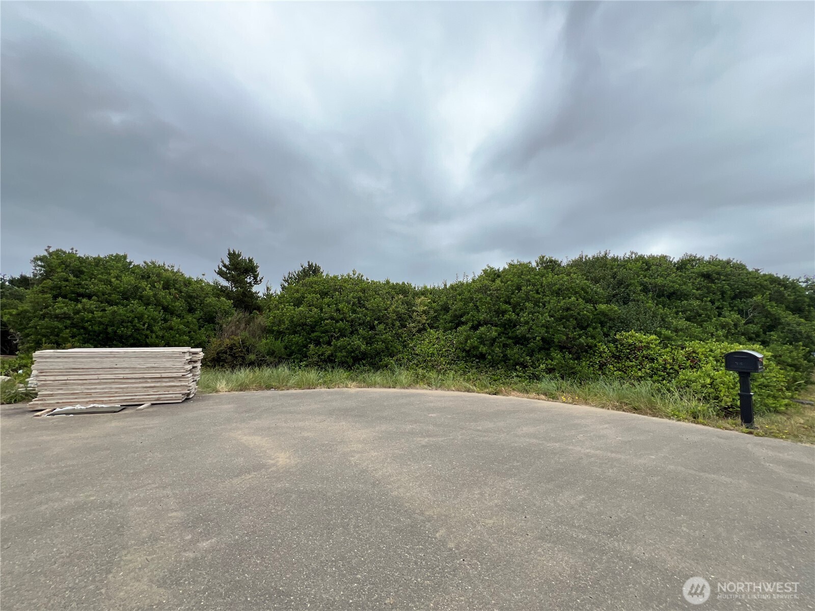 719 Reporter Ct Sw Property Photo 6