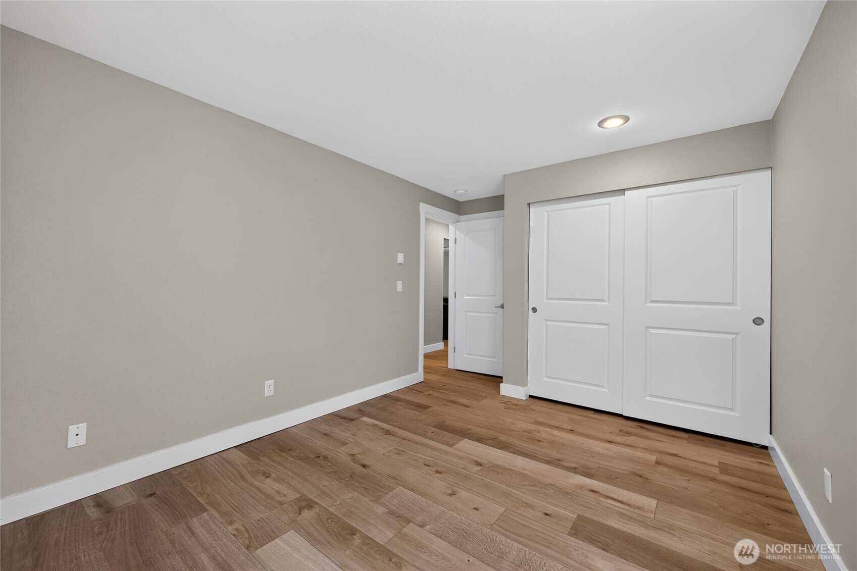 11313 Ne 128th Street E104 Property Photo 25