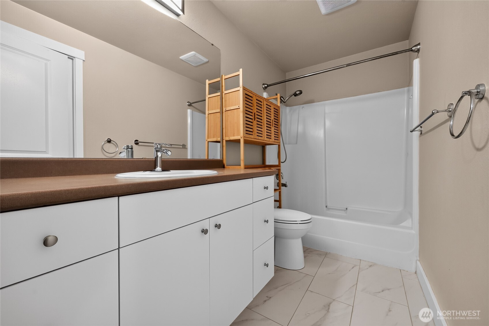 11313 Ne 128th Street E104 Property Photo 27