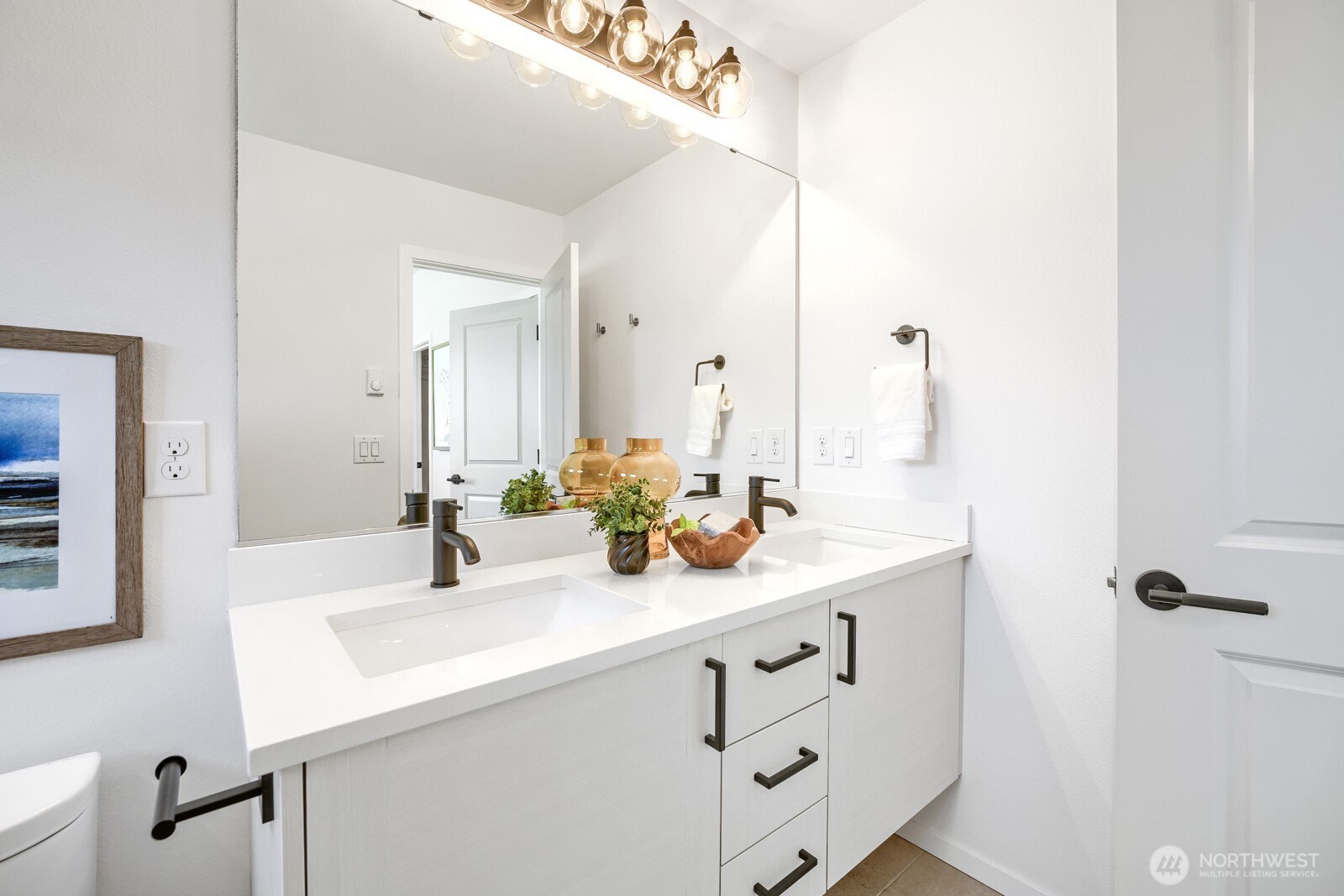 5206 Delridge Way B Property Photo 20