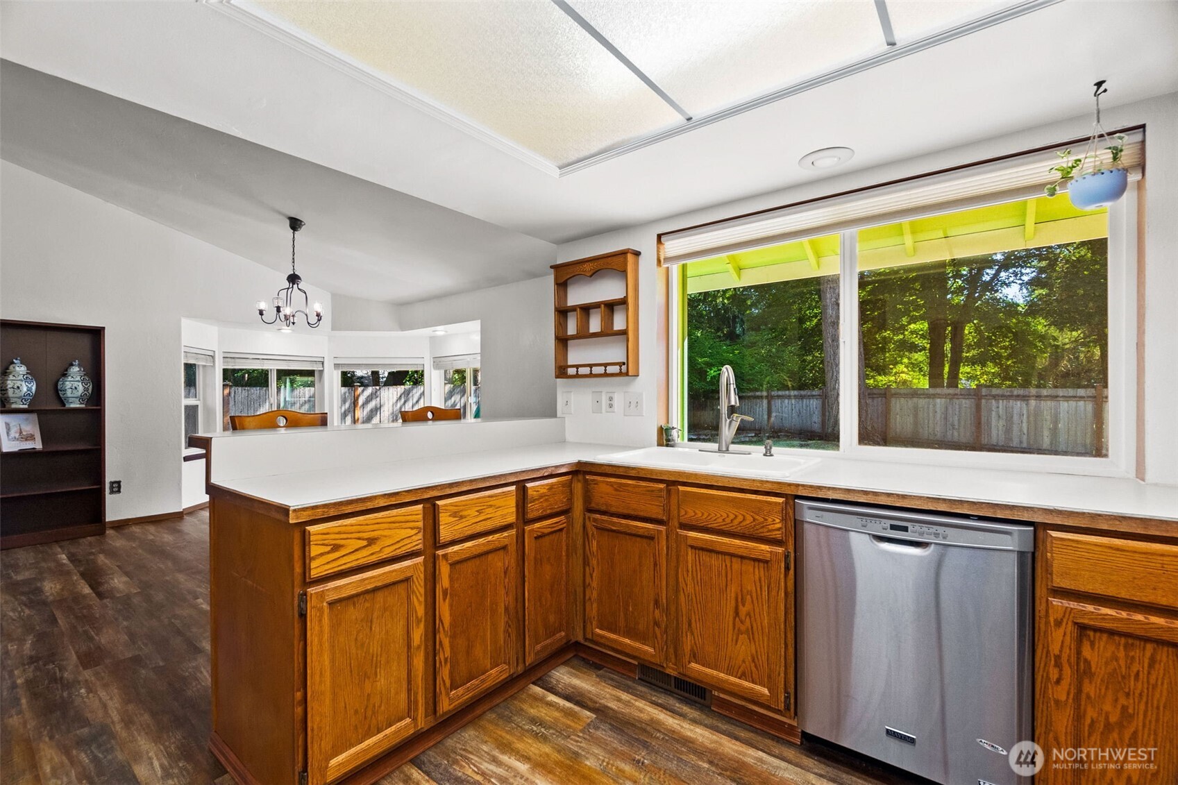 3930 Oxford Loop Property Photo 11