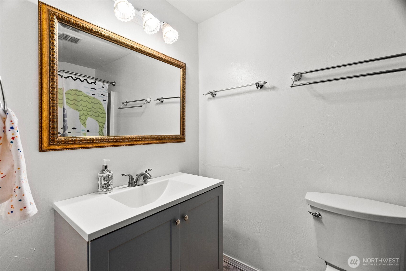 3930 Oxford Loop Property Photo 13