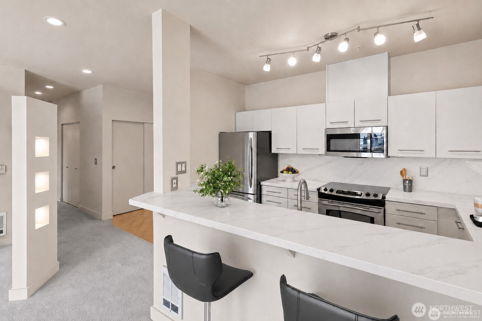 700 E Denny Way 603 Property Photo 5