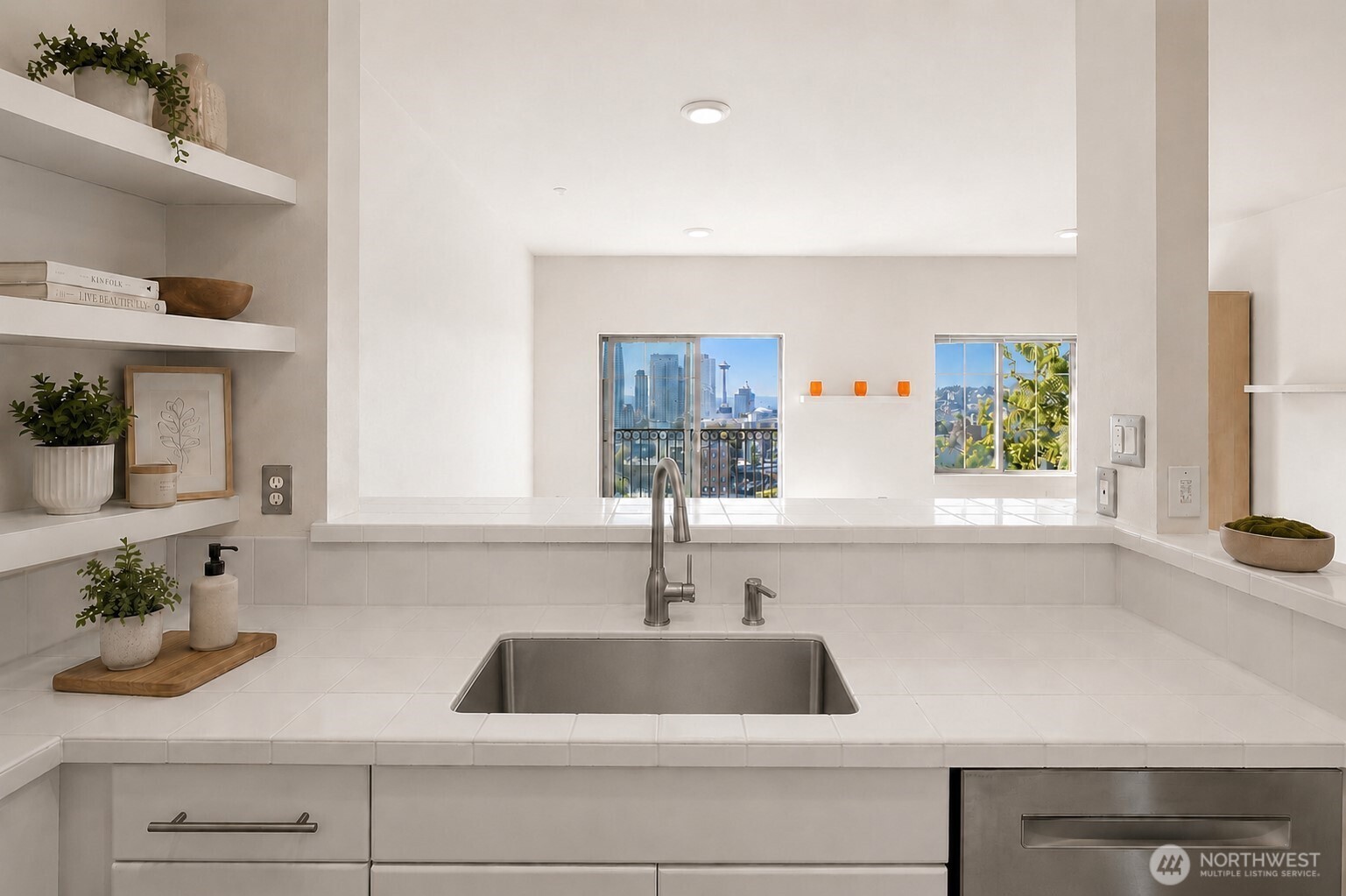700 E Denny Way 603 Property Photo 13