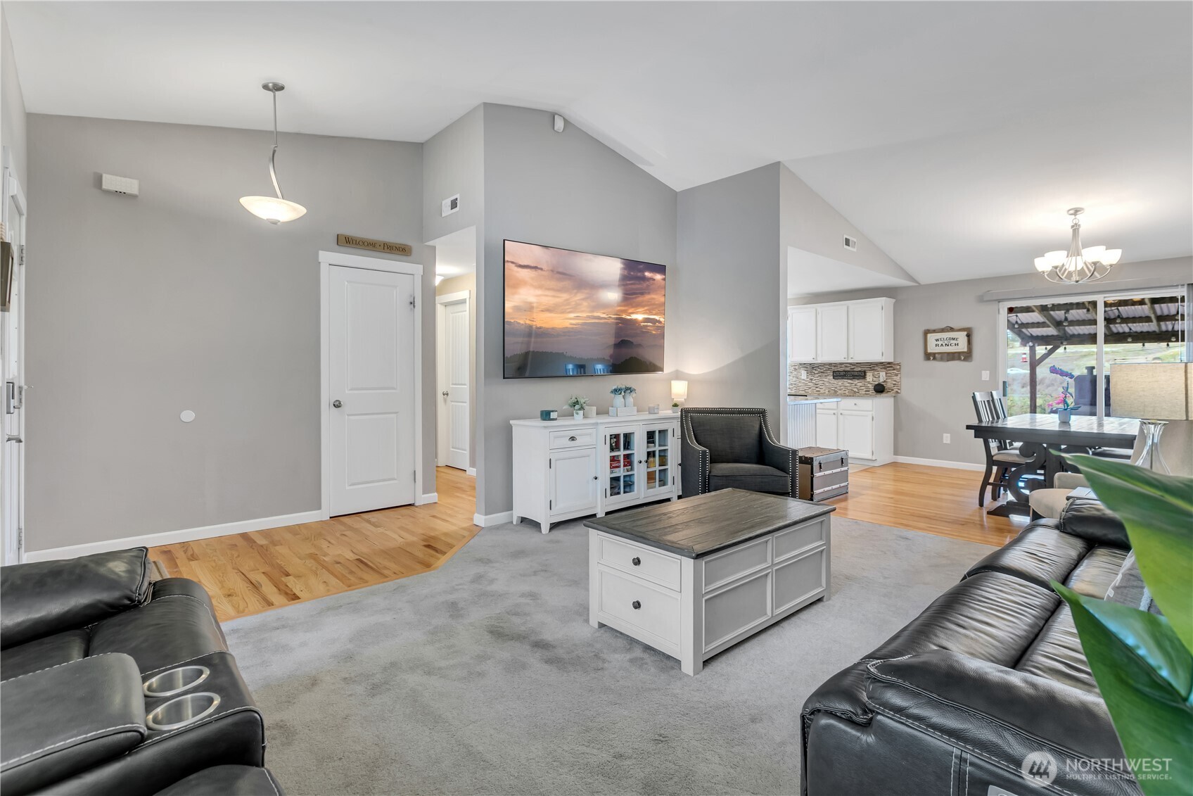 19020 34th Avenue Property Photo 5