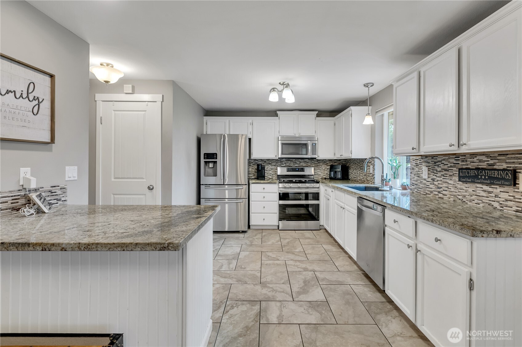 19020 34th Avenue Property Photo 9