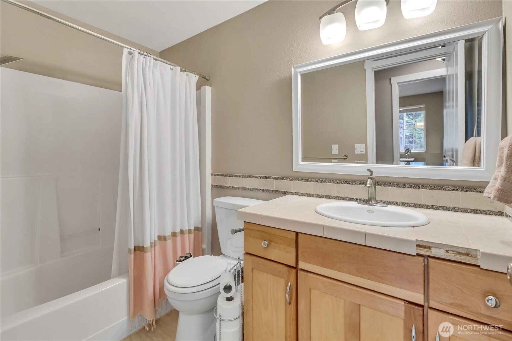19020 34th Avenue Property Photo 17