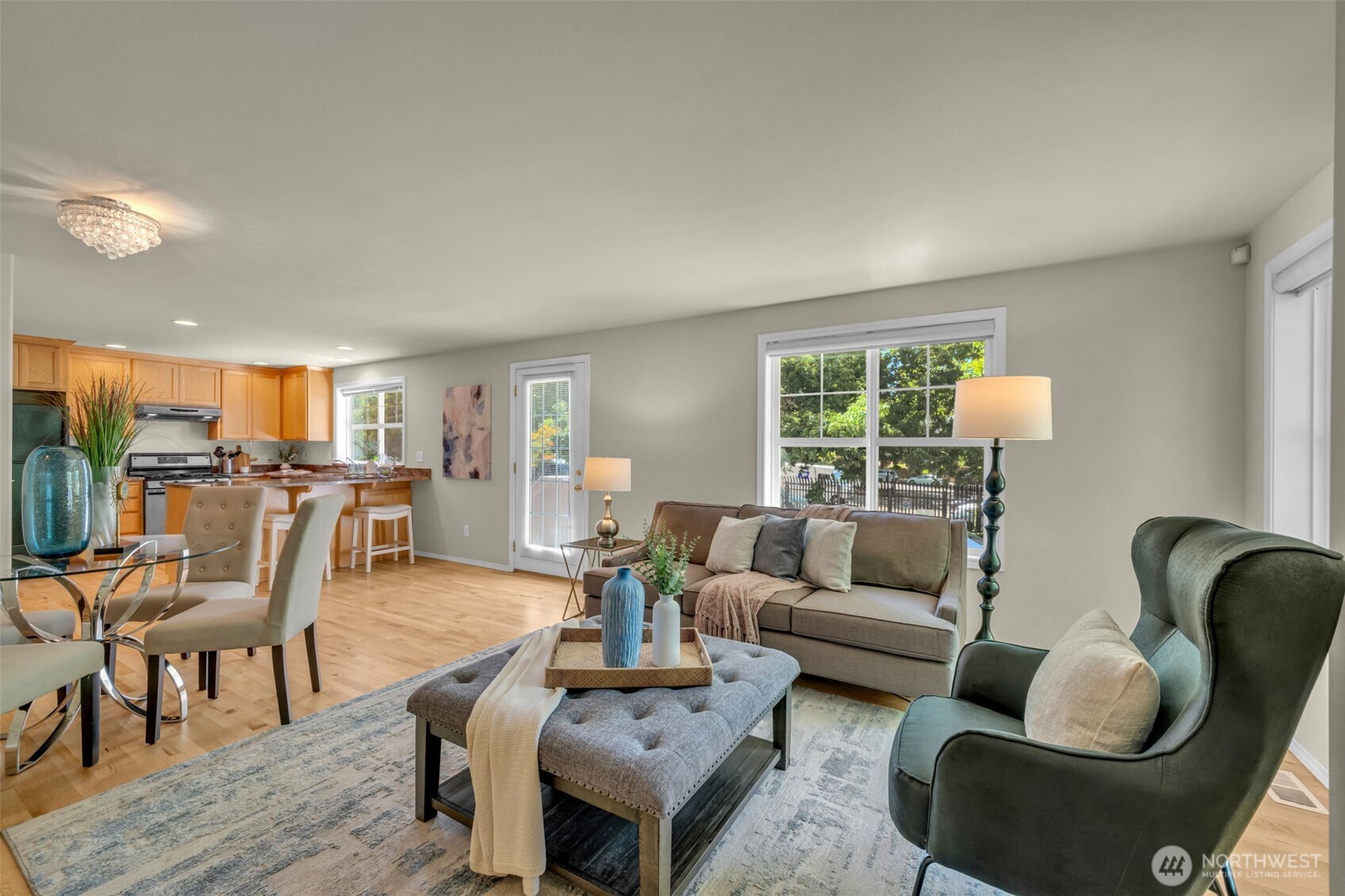 4720 Interlake Avenue Property Photo 7