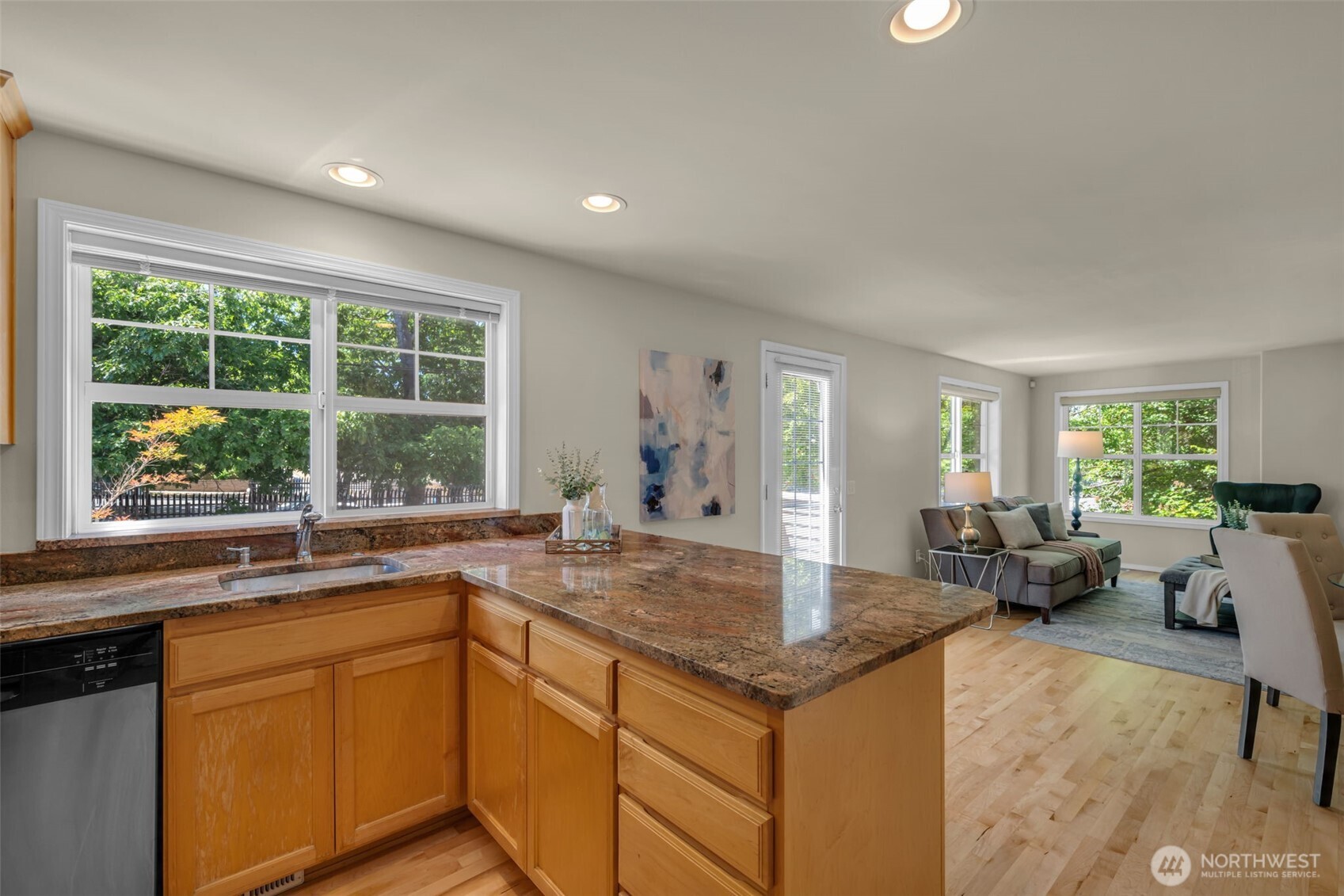 4720 Interlake Avenue Property Photo 15