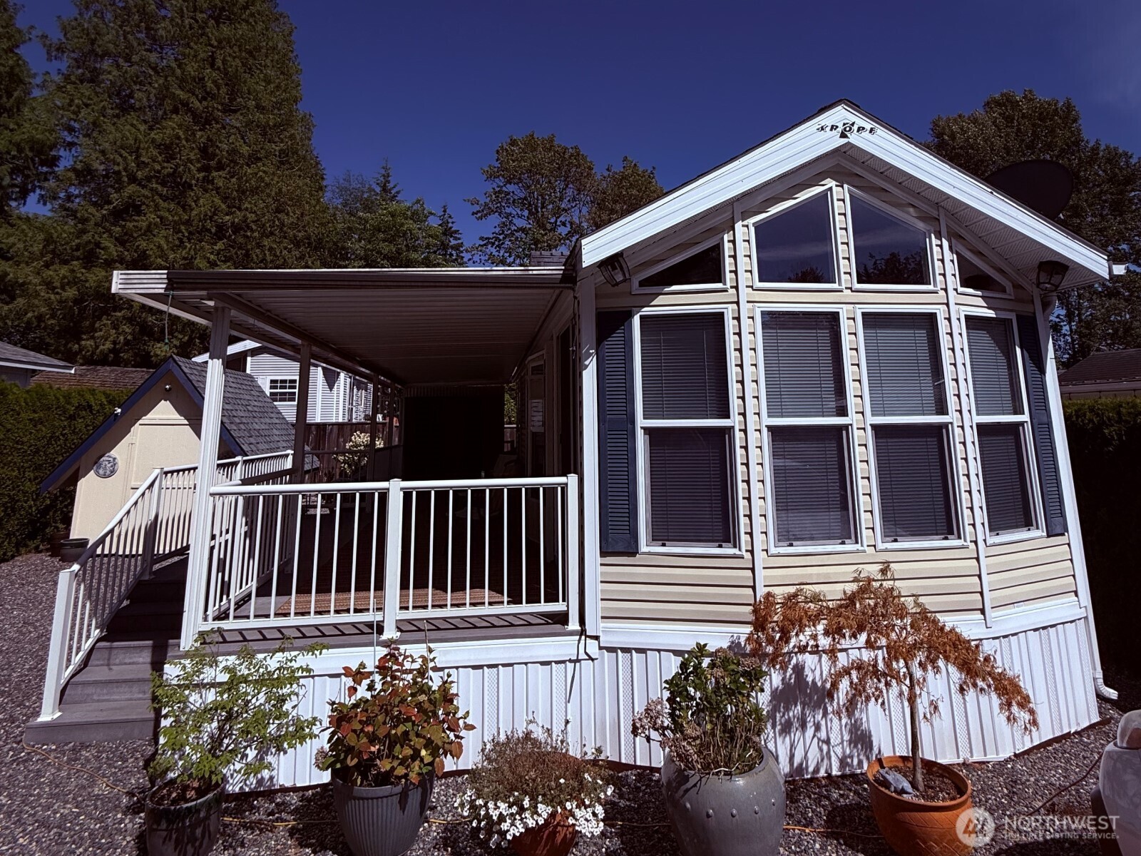 5001 Bay Road E45 Property Photo 1