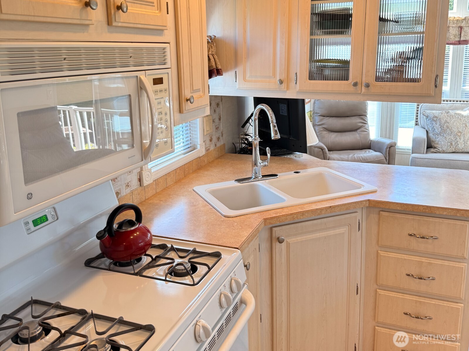 5001 Bay Road E45 Property Photo 6