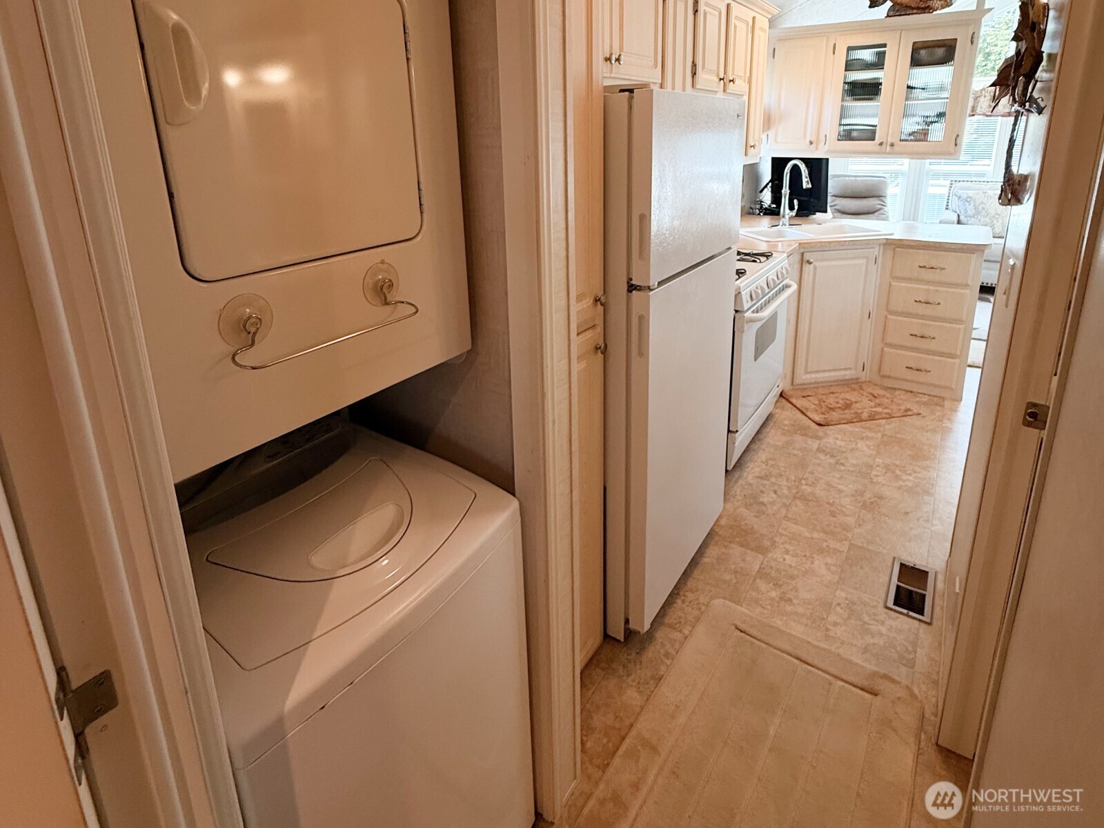5001 Bay Road E45 Property Photo 11
