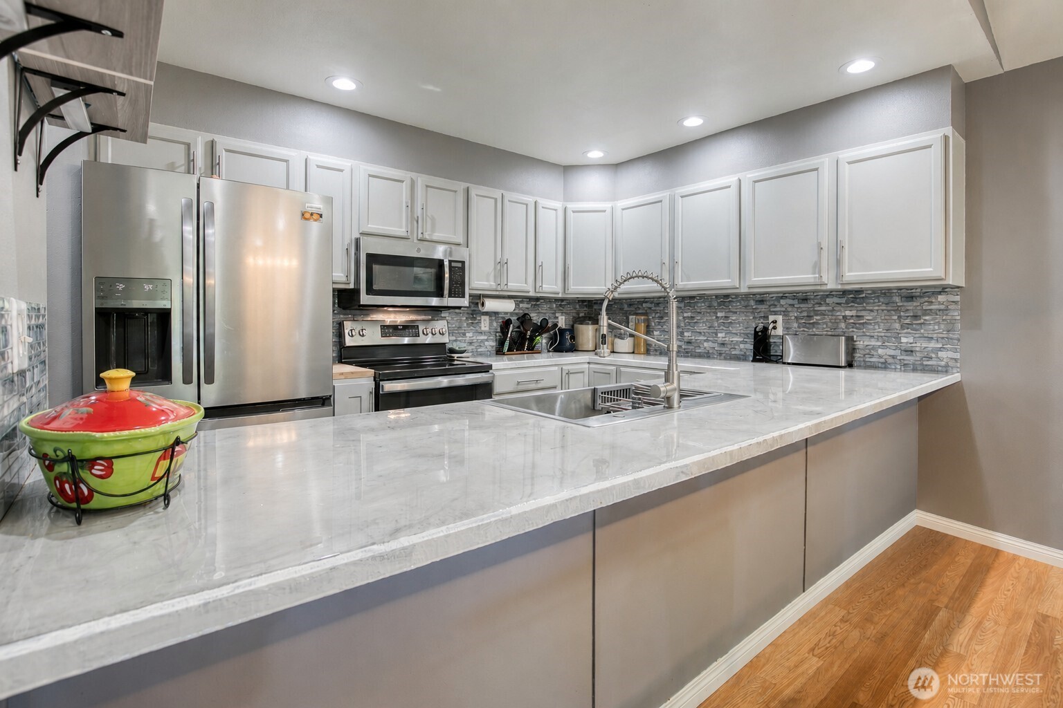 992 Point Brown Avenue 2 Property Photo 15