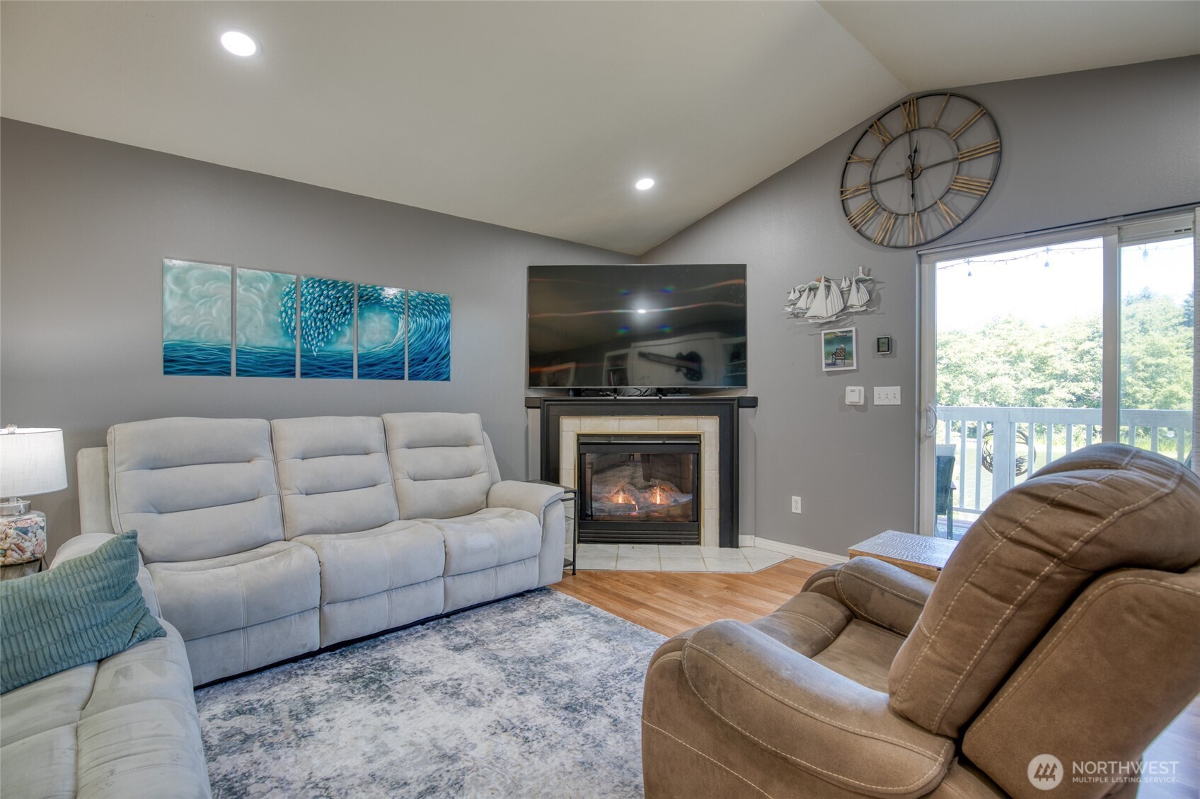 992 Point Brown Avenue 2 Property Photo 17
