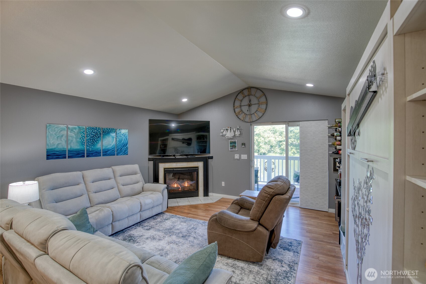 992 Point Brown Avenue 2 Property Photo 24