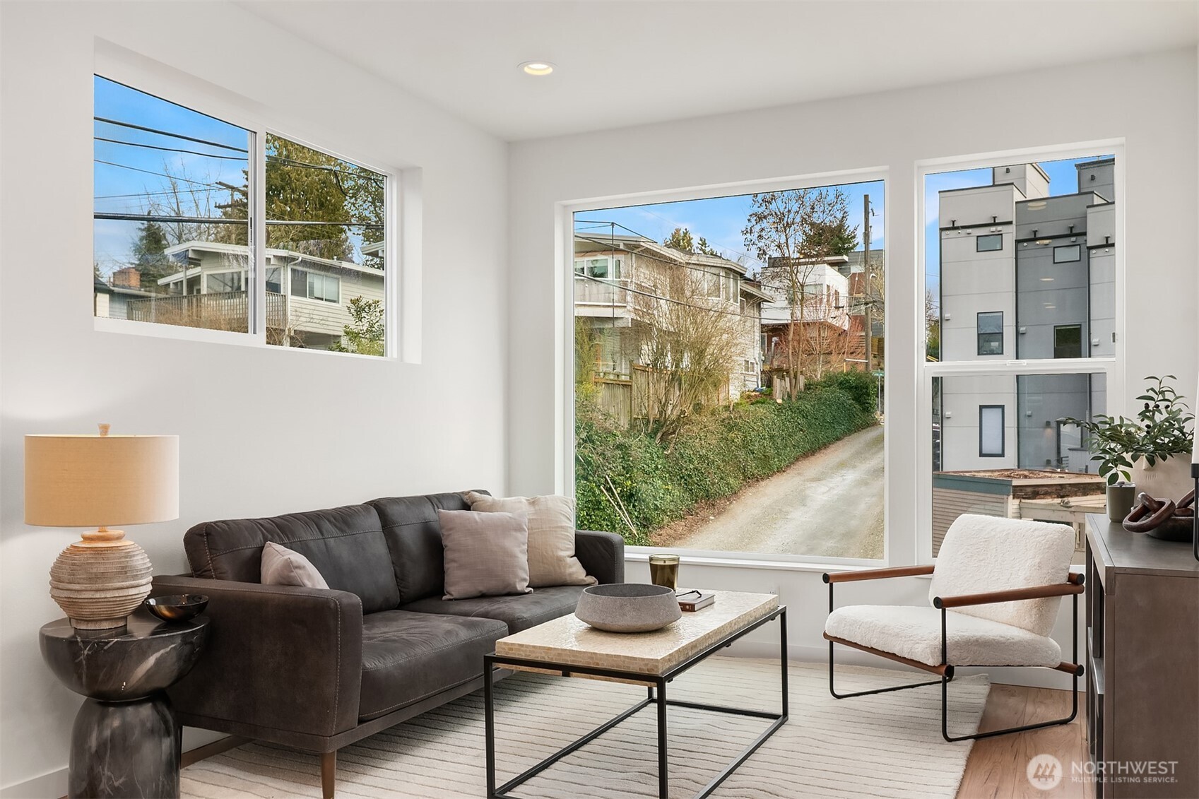 223 Ne 75th Street Property Photo 17