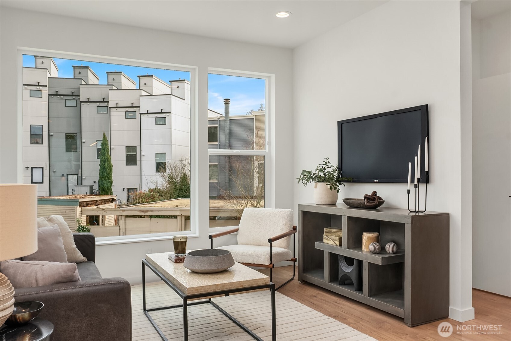 223 Ne 75th Street Property Photo 18