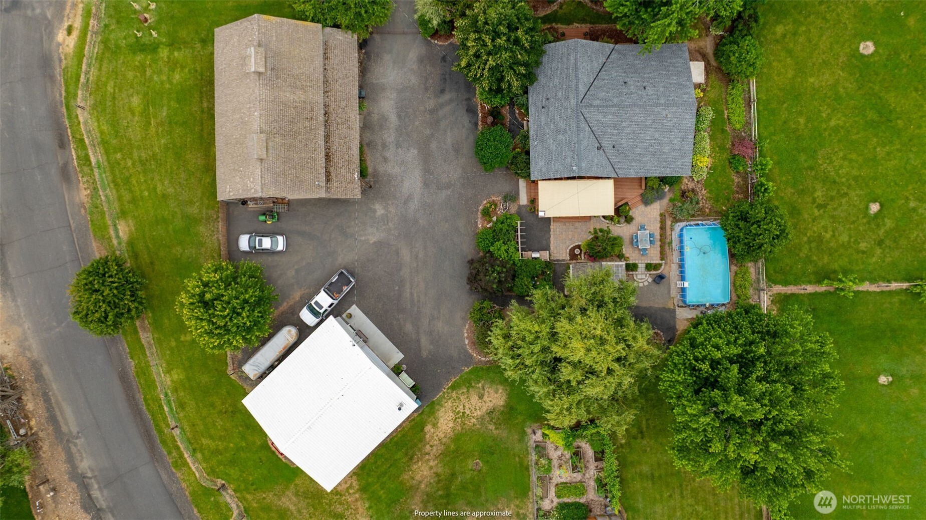 12801 N Pioneer Road Property Photo 39
