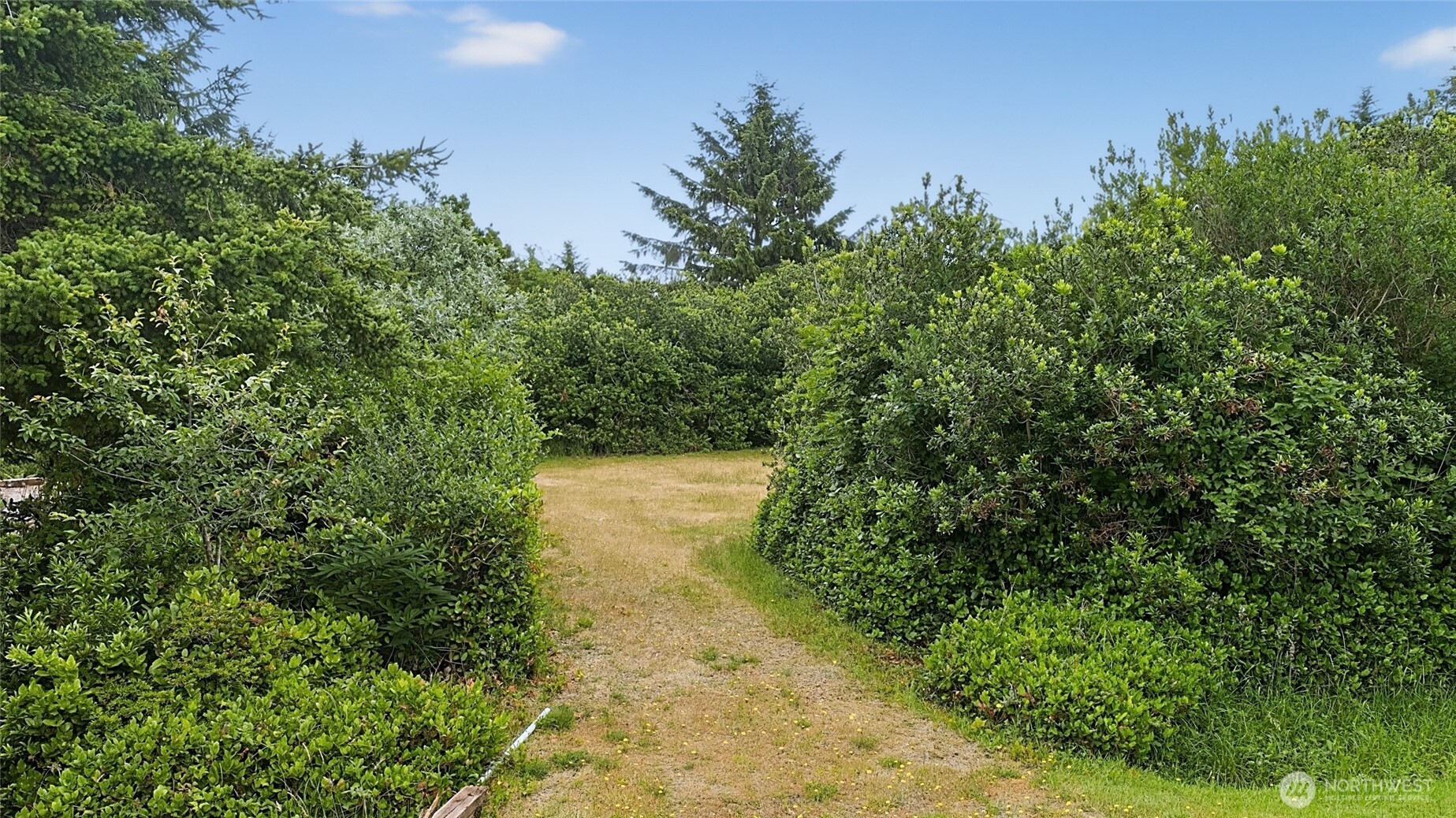 284 Captains Court Property Photo 1
