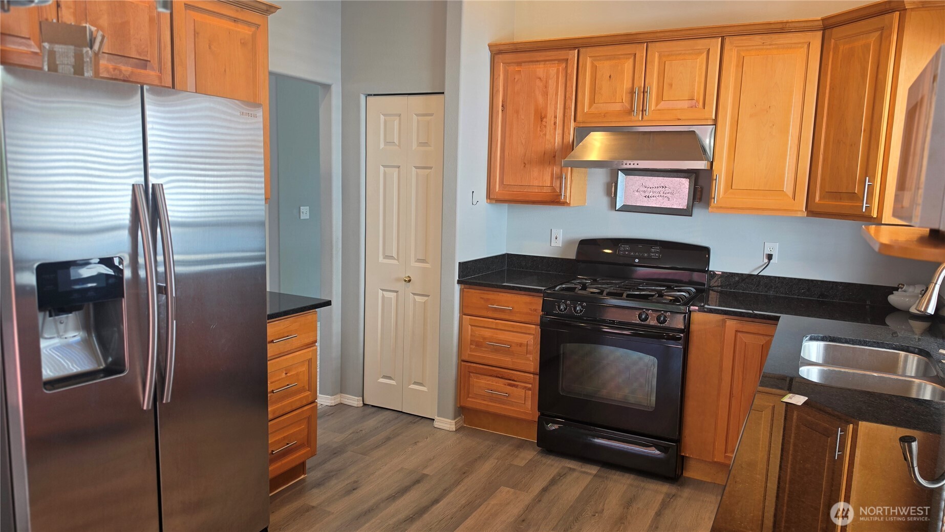 2721 151 Place Property Photo 10