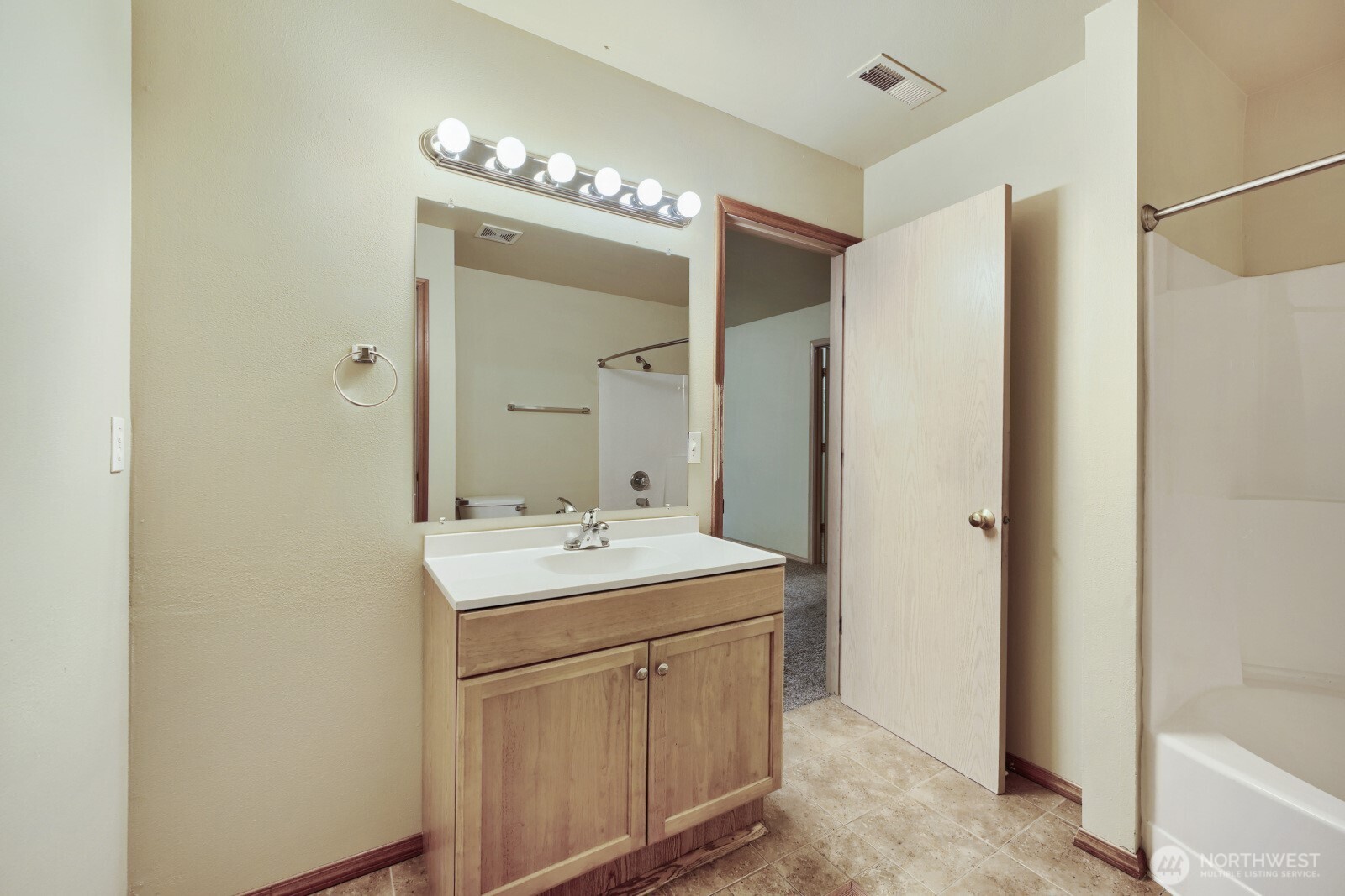 19317 105th Avenue Ct Property Photo 18