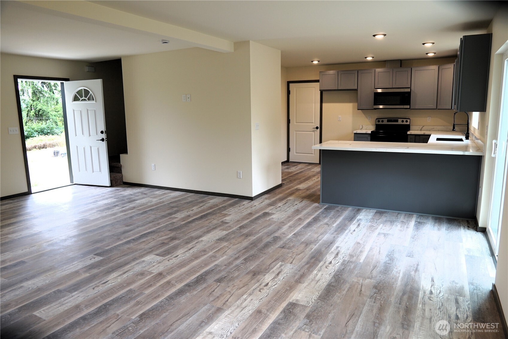 29116 31st Avenue Property Photo 5