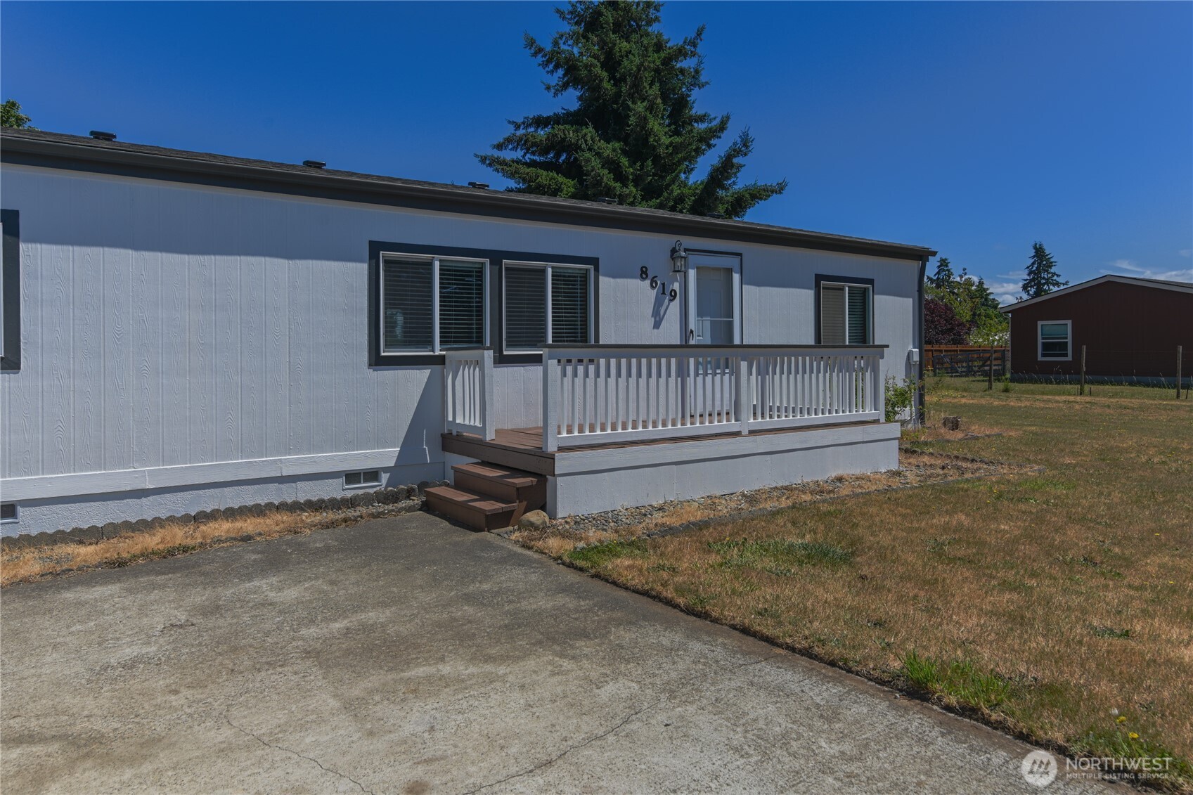 8619 180th Way Property Photo 24