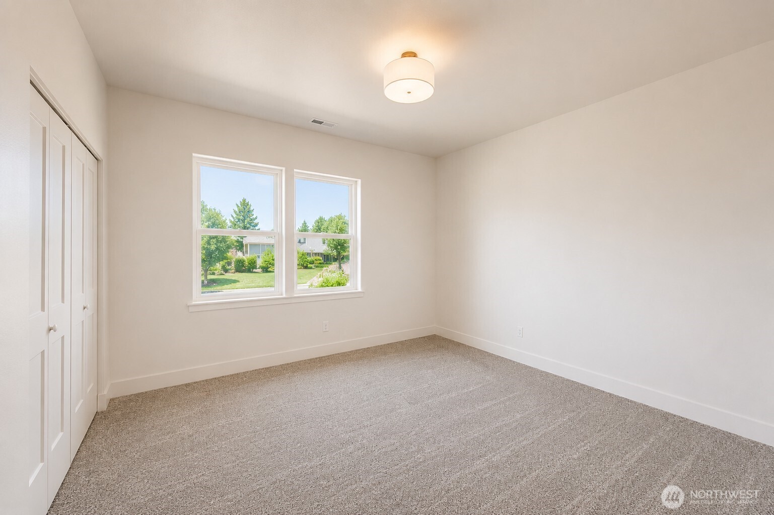 225 W Linden Avenue Property Photo 30