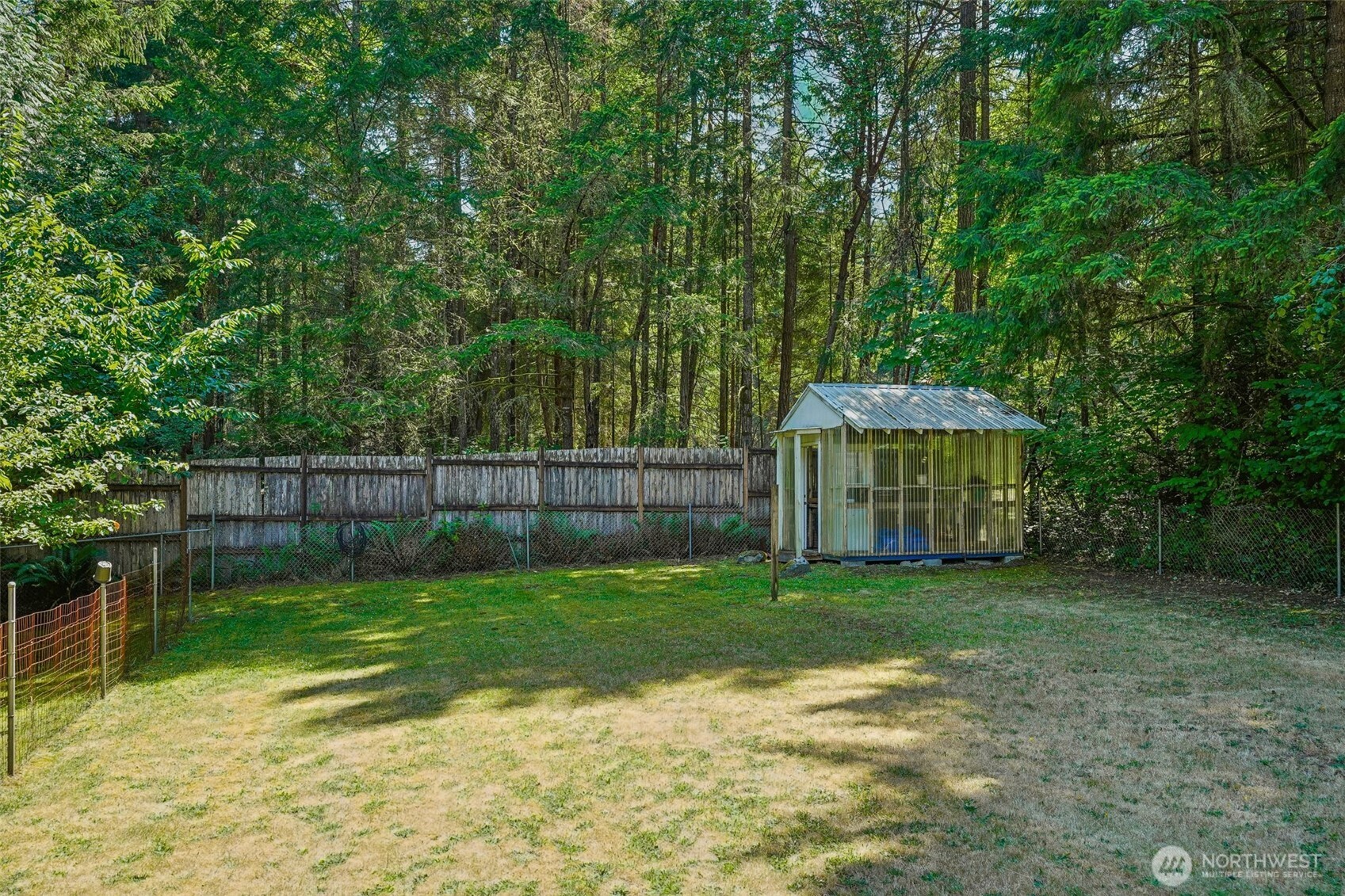 884 Kamus Place Property Photo 33