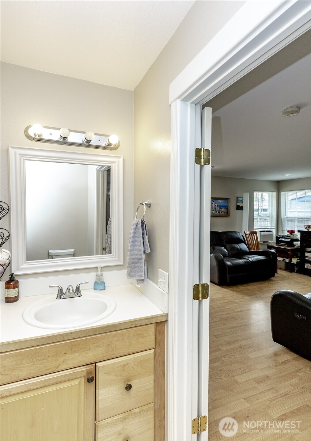 307 4th Avenue Property Photo 15