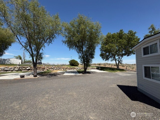 6996 Hwy 262 Property Photo 7