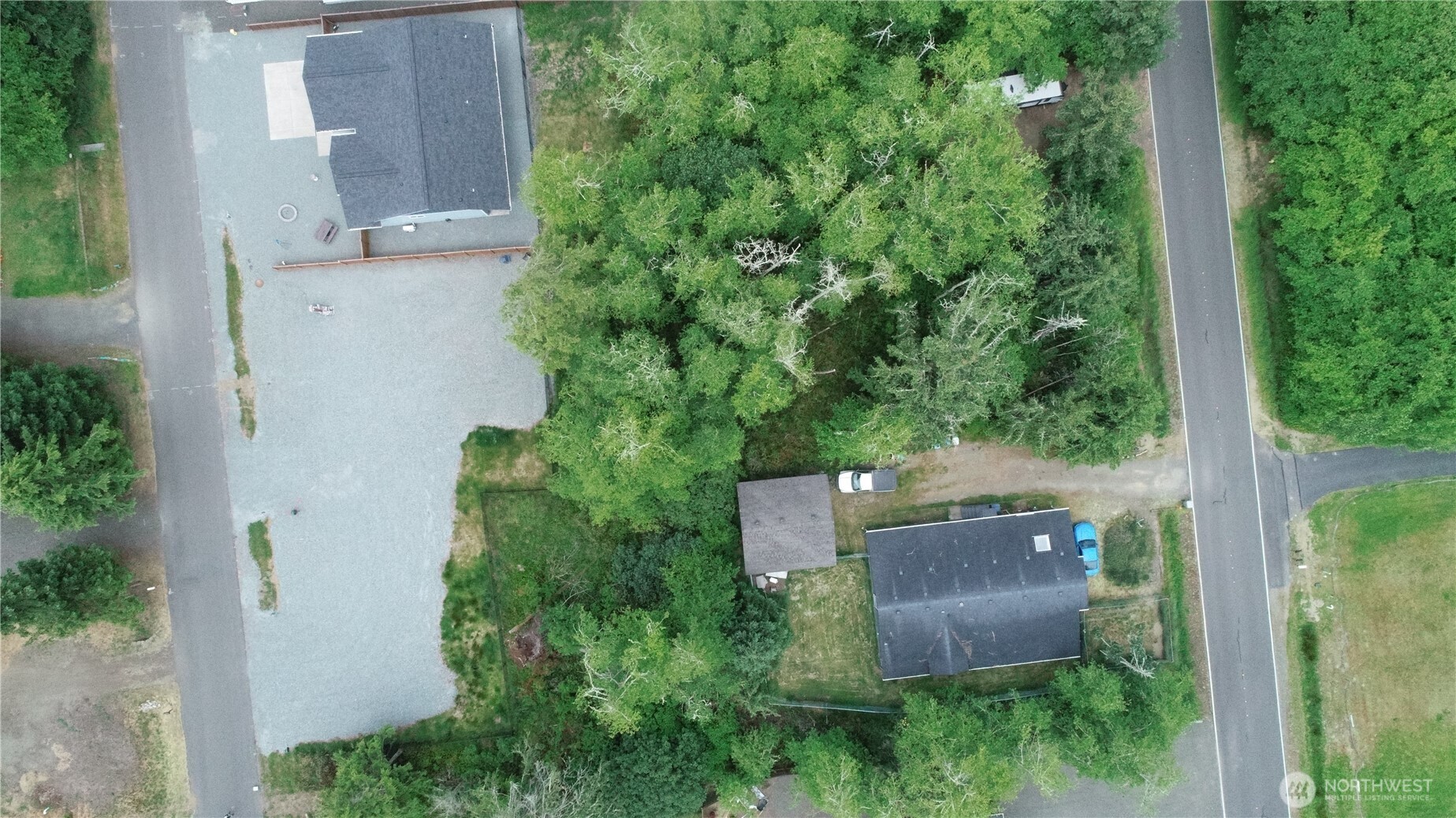 543 Duck Lake Drive Property Photo 6