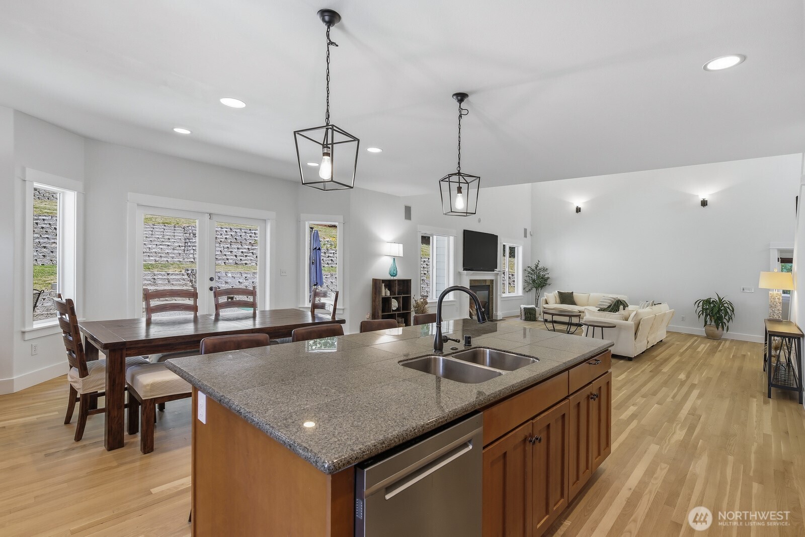 14909 180th Place Property Photo 9
