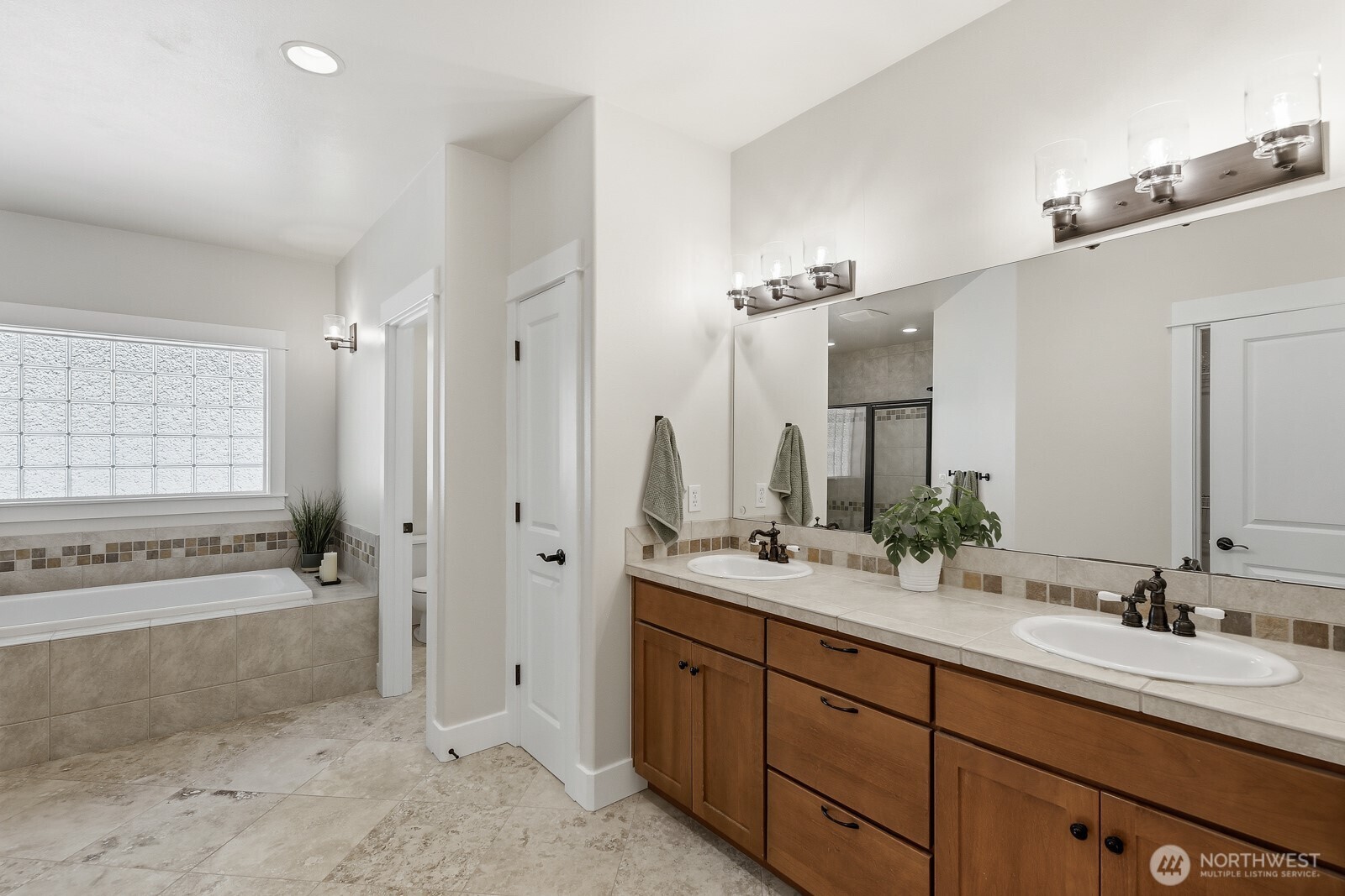 14909 180th Place Property Photo 18