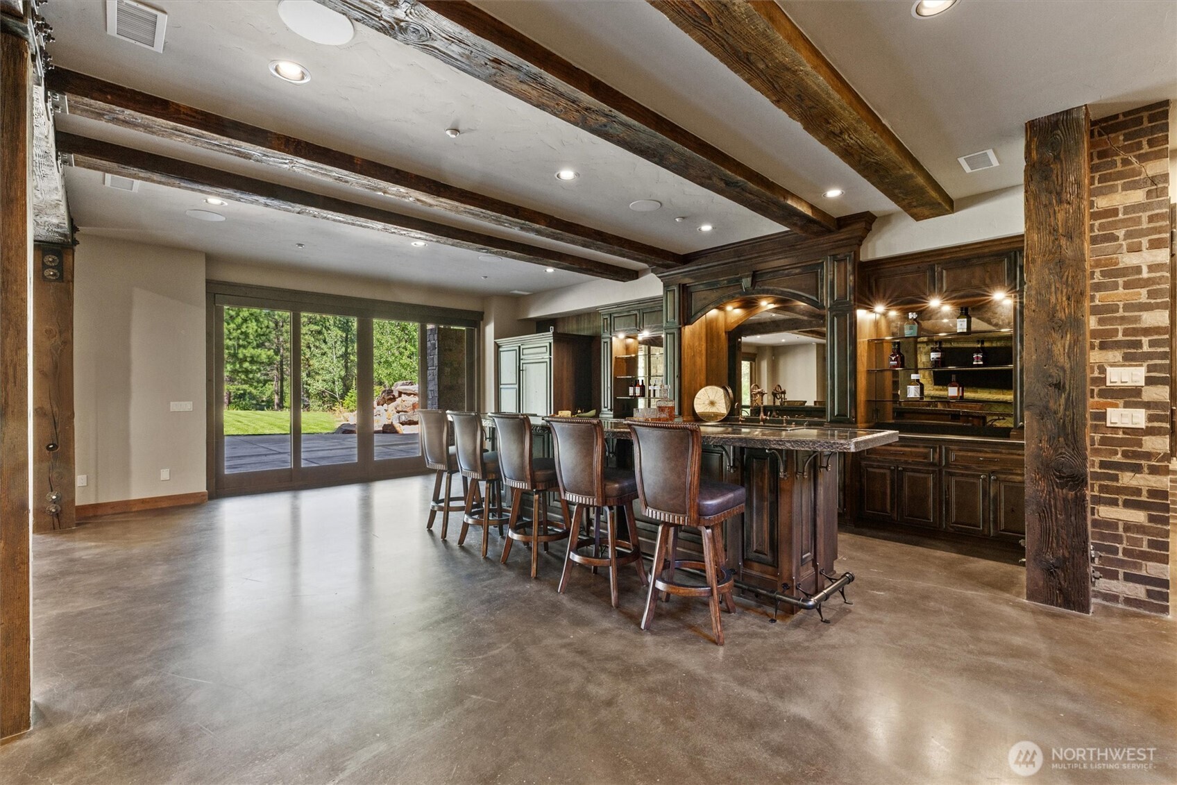 1060 Ruby King Loop Property Photo 31