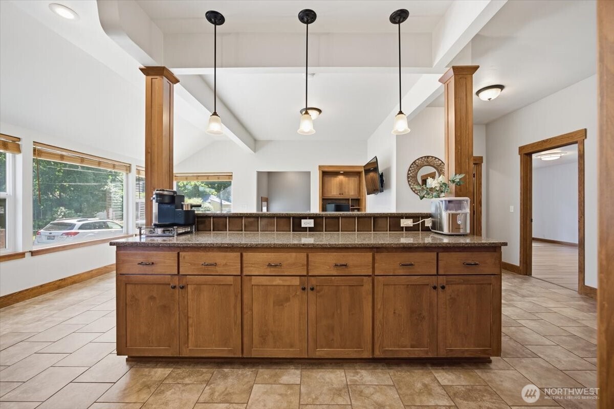 400 Coppei Avenue Property Photo 12